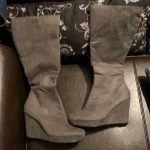 Never Worn! Michael Antonio size 10 Grey suede wedge tall boots